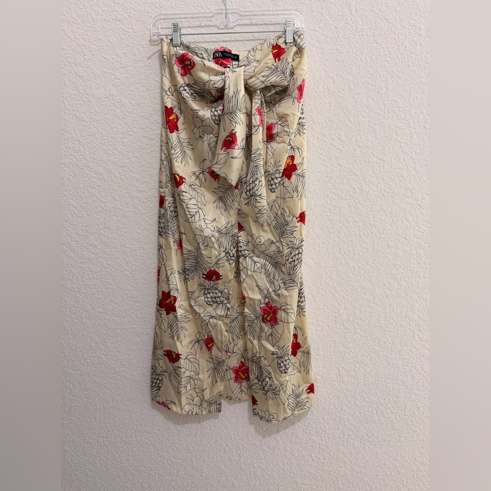 ZARA Floral Midi Skirt Front Tie Slit Cream Red Boho Romantic